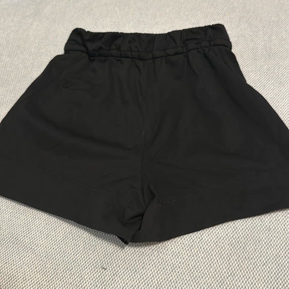 Lululemon Shorts - Picture 11 of 11